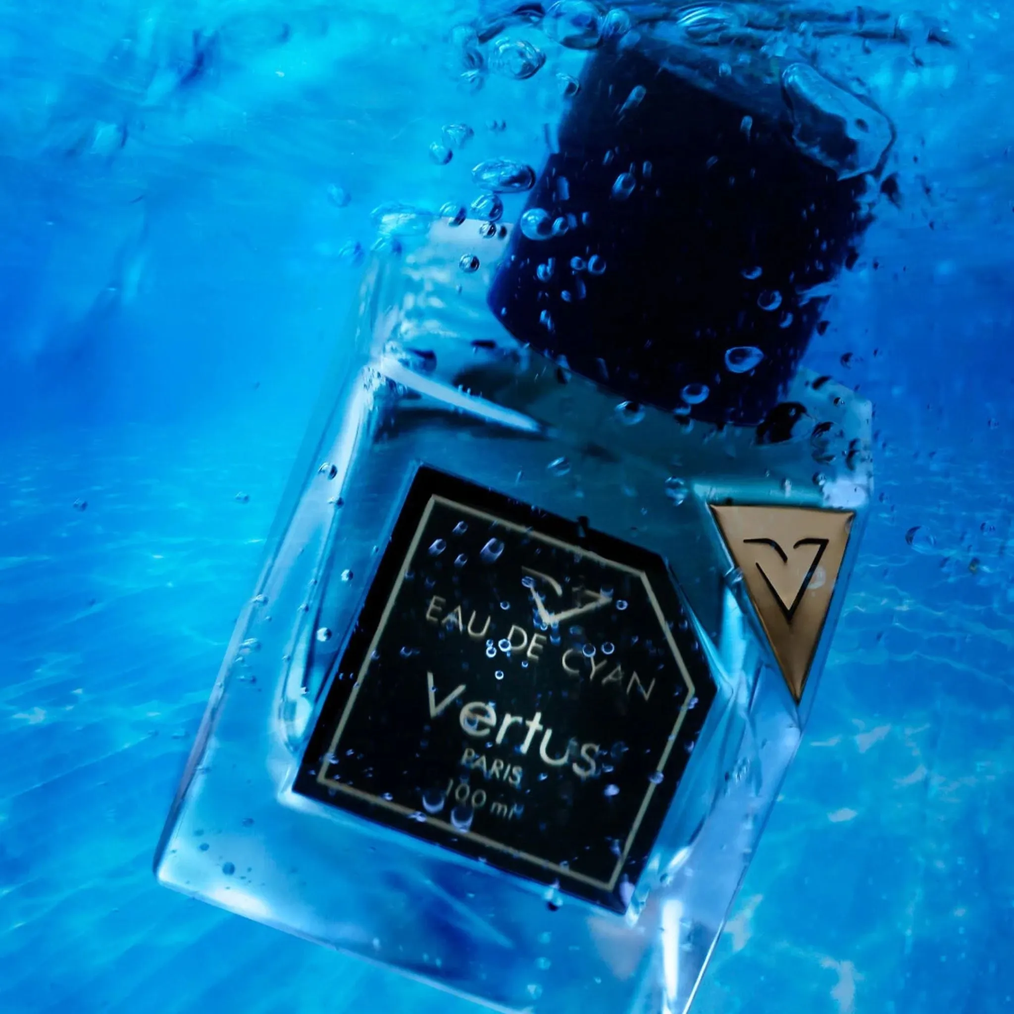 Eau De Cyan